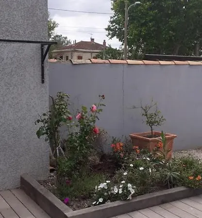 Appartement La Camarguaise 11Bis Rue Du Jeu De Mail Salin De Giraud Extérieur photo