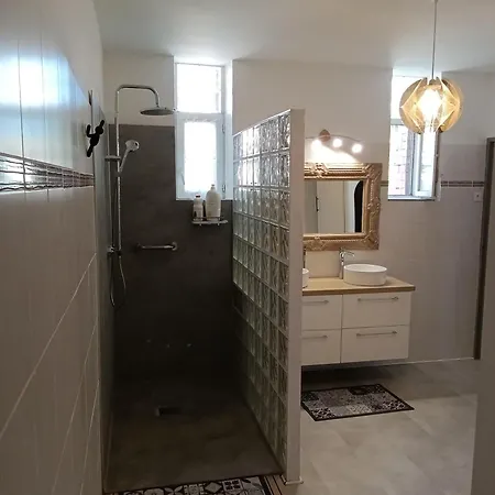 Appartement La Camarguaise 11Bis Rue Du Jeu De Mail Salin De Giraud Extérieur photo